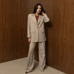 CALM POWER BLAZER – Μονόκουμπο greige σακάκι με φόδρα και τσέπες