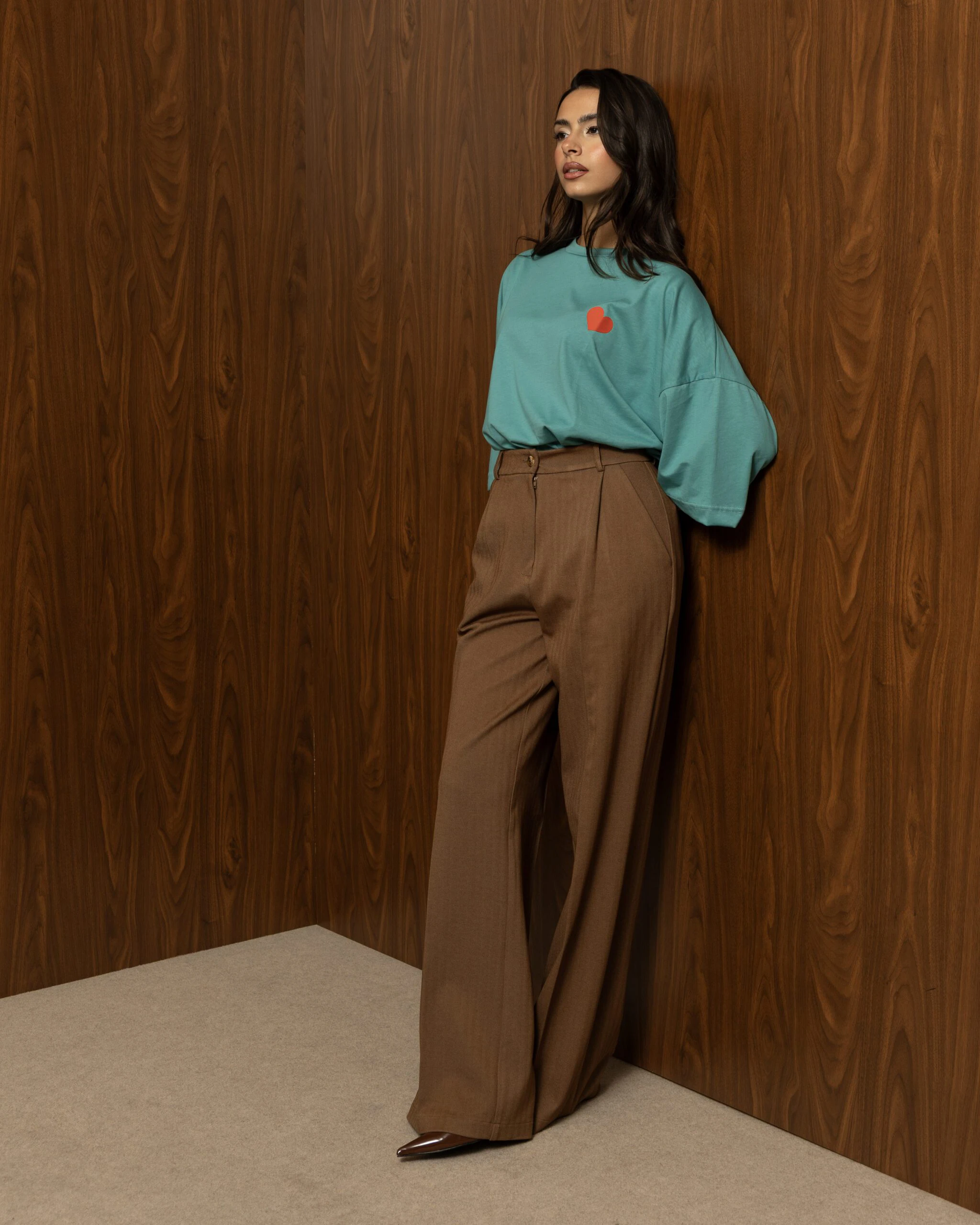 anastasia.fakli (31) MOCHA FRAME PANTS – Ψηλόμεσο καφέ παντελόνι σε ίσια γραμμή - Image 1