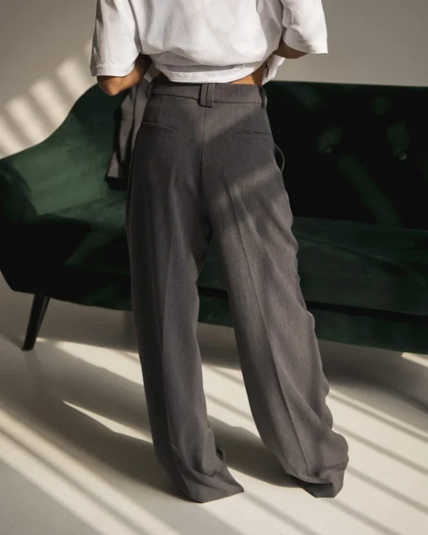SHARP GREY TROUSERS - Image 3